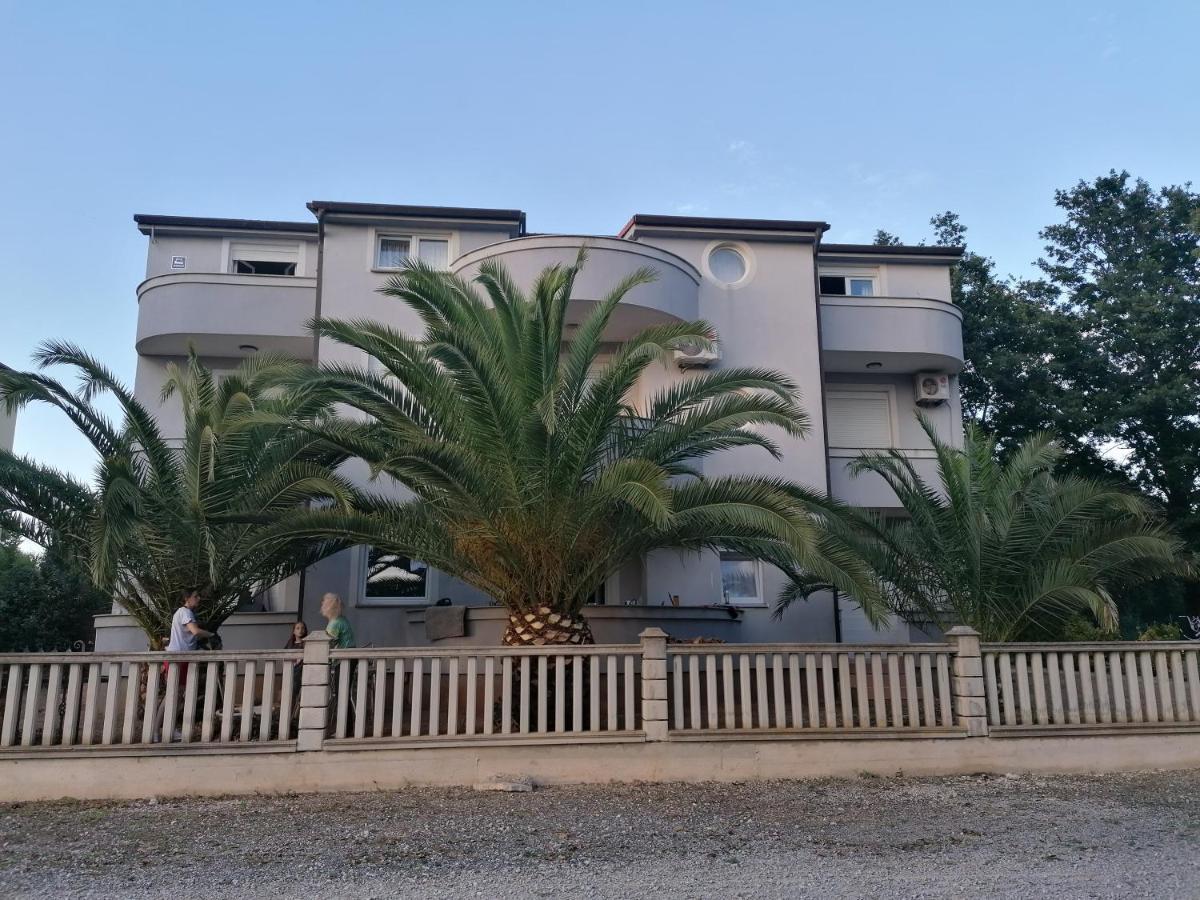 Apartment Pasa Medulin Exterior photo